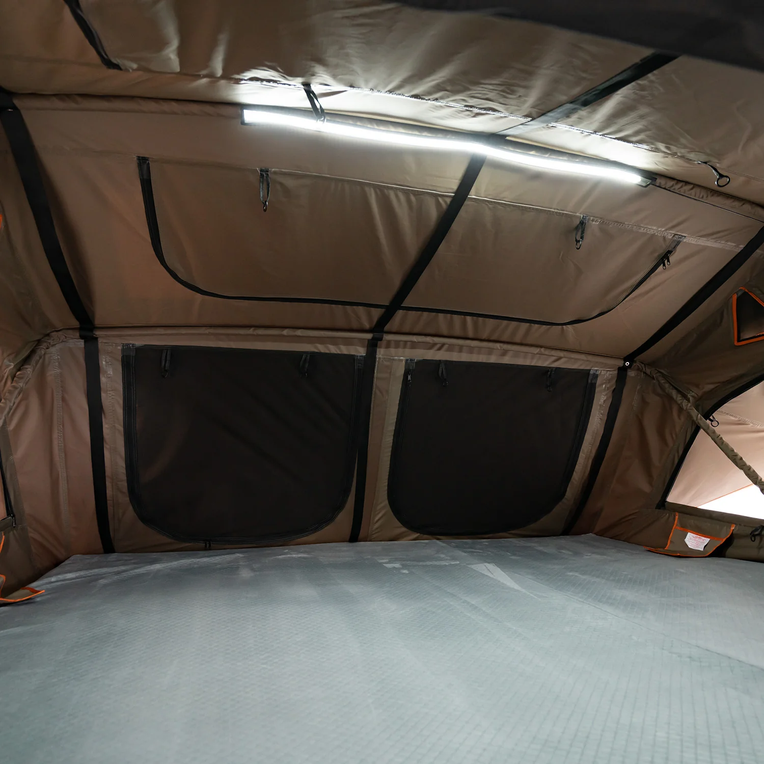BASECAMP 2200 ROOF TOP TENT - Image 10