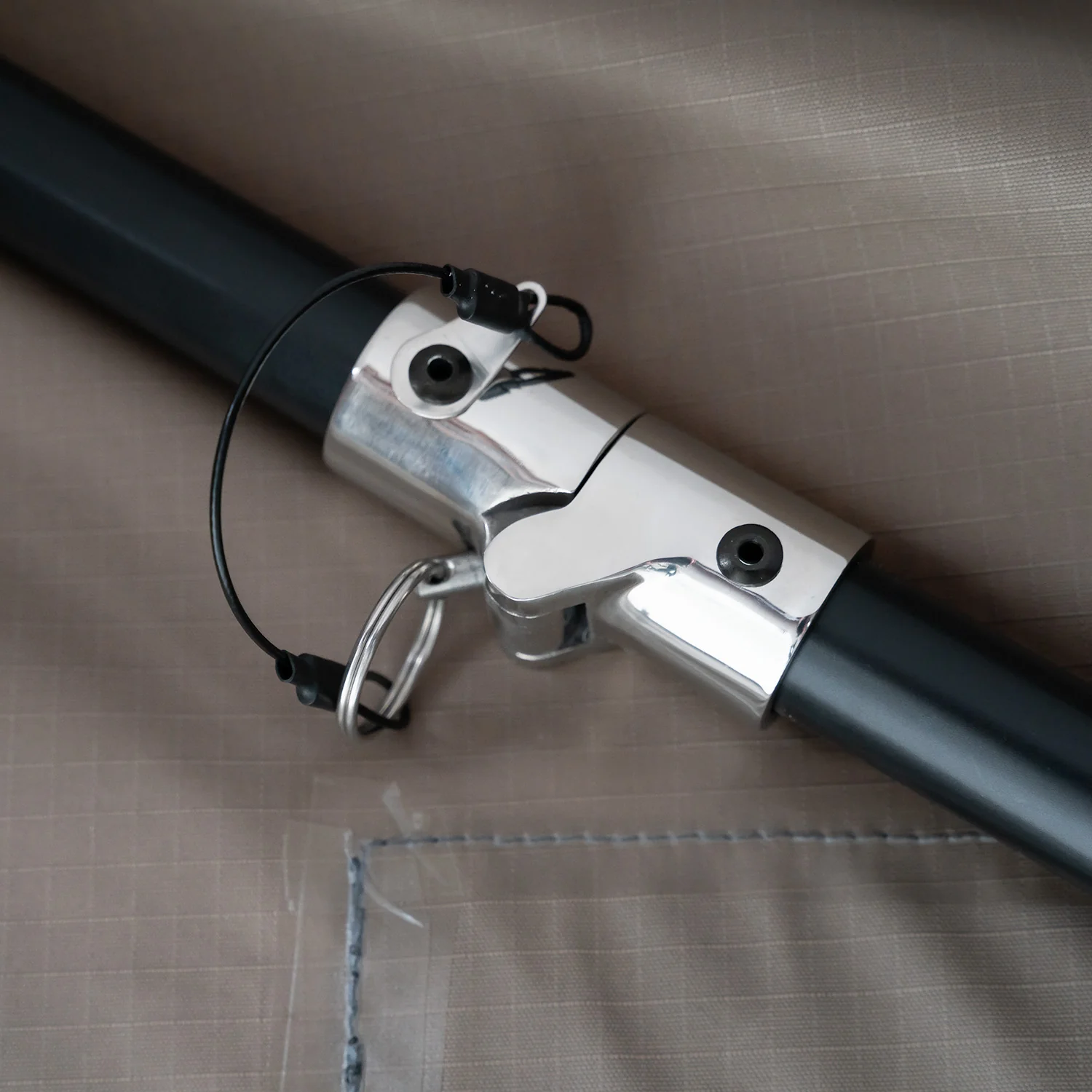 BASECAMP 2200 ROOF TOP TENT - Image 14
