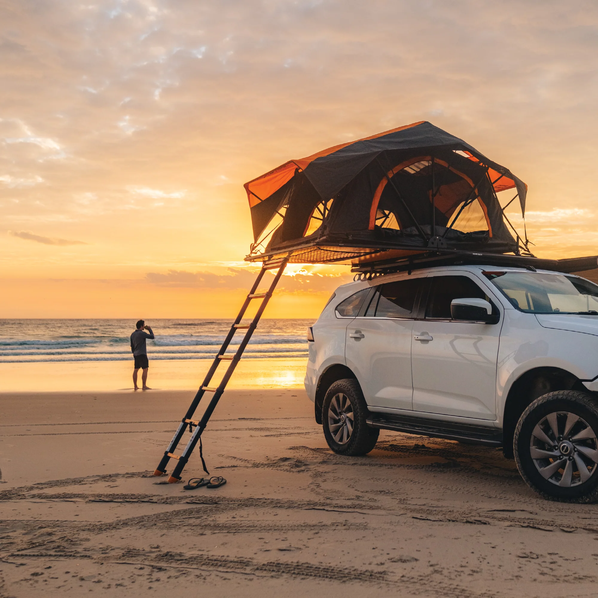 DETACHABLE ROOF TOP TENT - Image 3