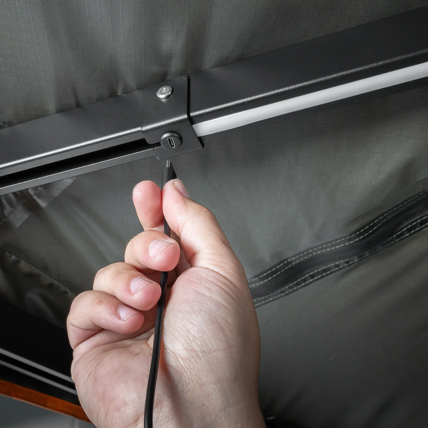 FREESTD HARDSHELL 270 AWNING - Image 8
