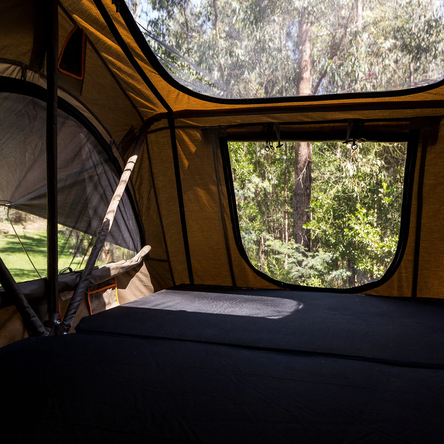 HI-VIEW 1600 ROOF TOP TENT - Image 5