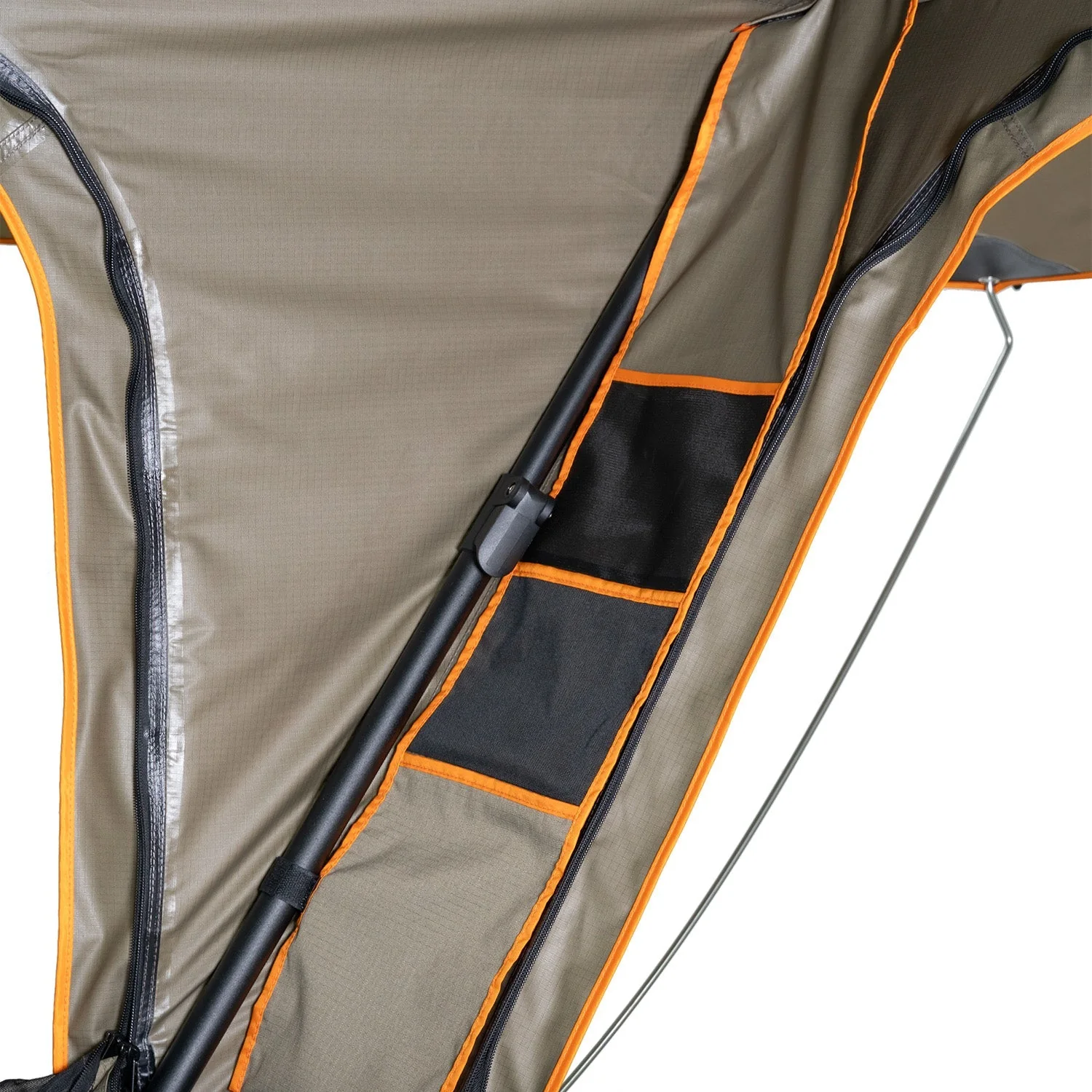 HIGHLAND 1300  ROOF TOP TENT - Image 14