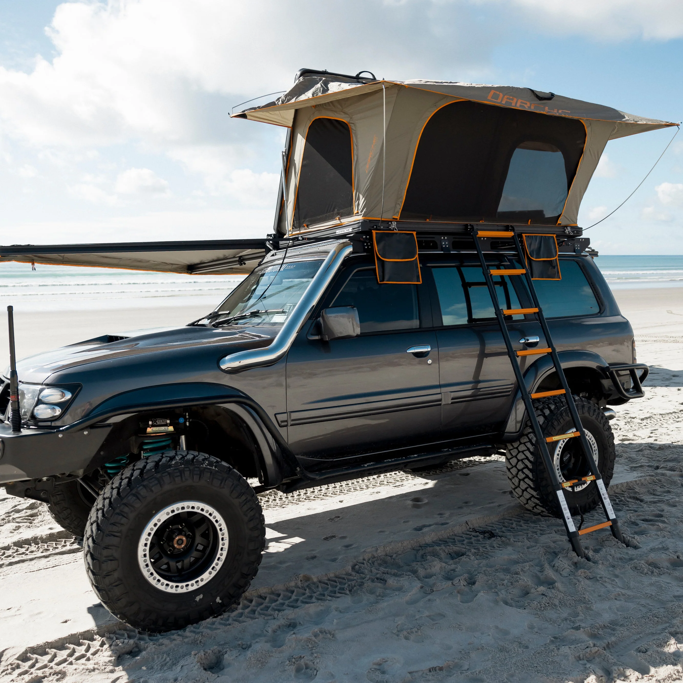 HIGHLAND 1300  ROOF TOP TENT - Image 3