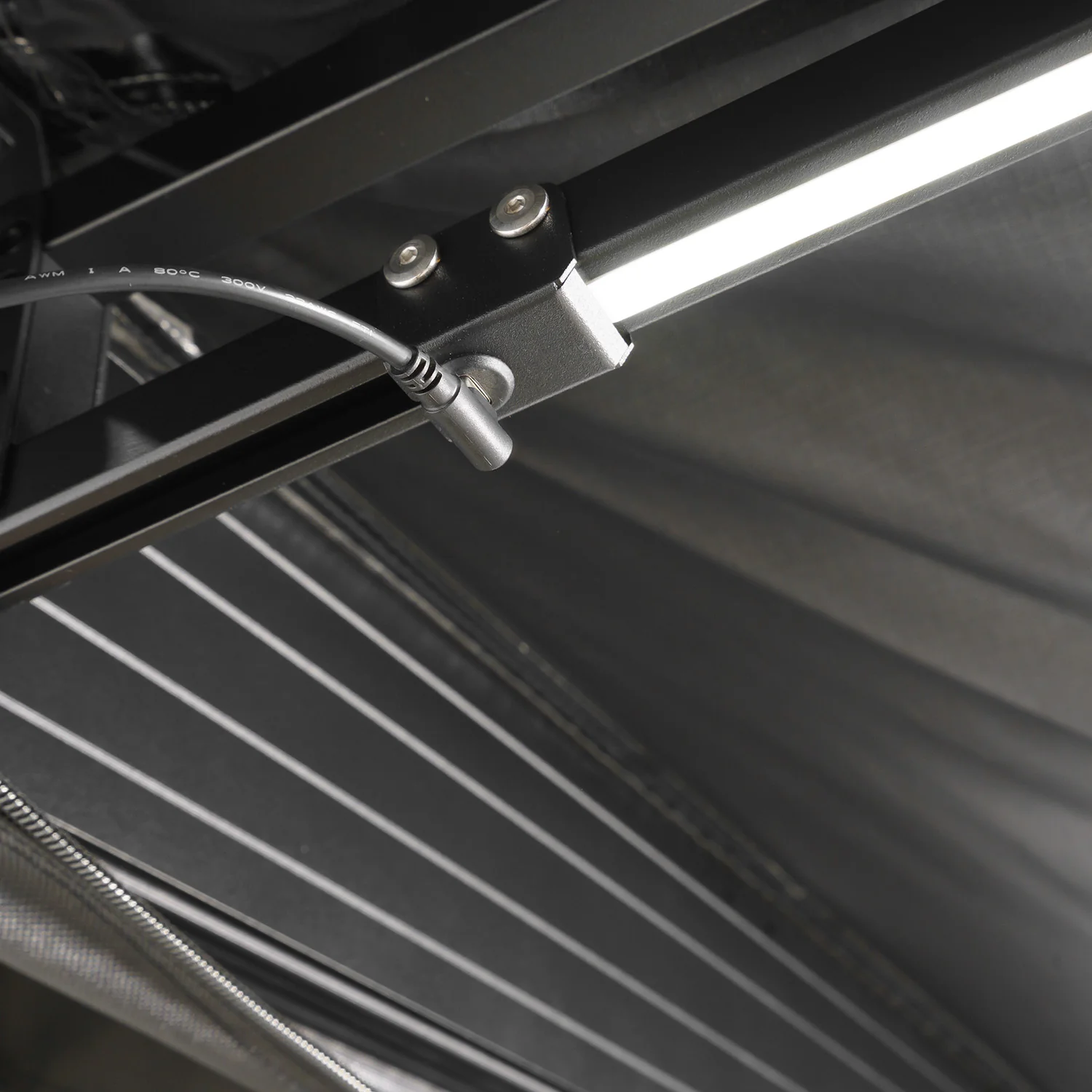 KOZI 180 AWNING - Image 9