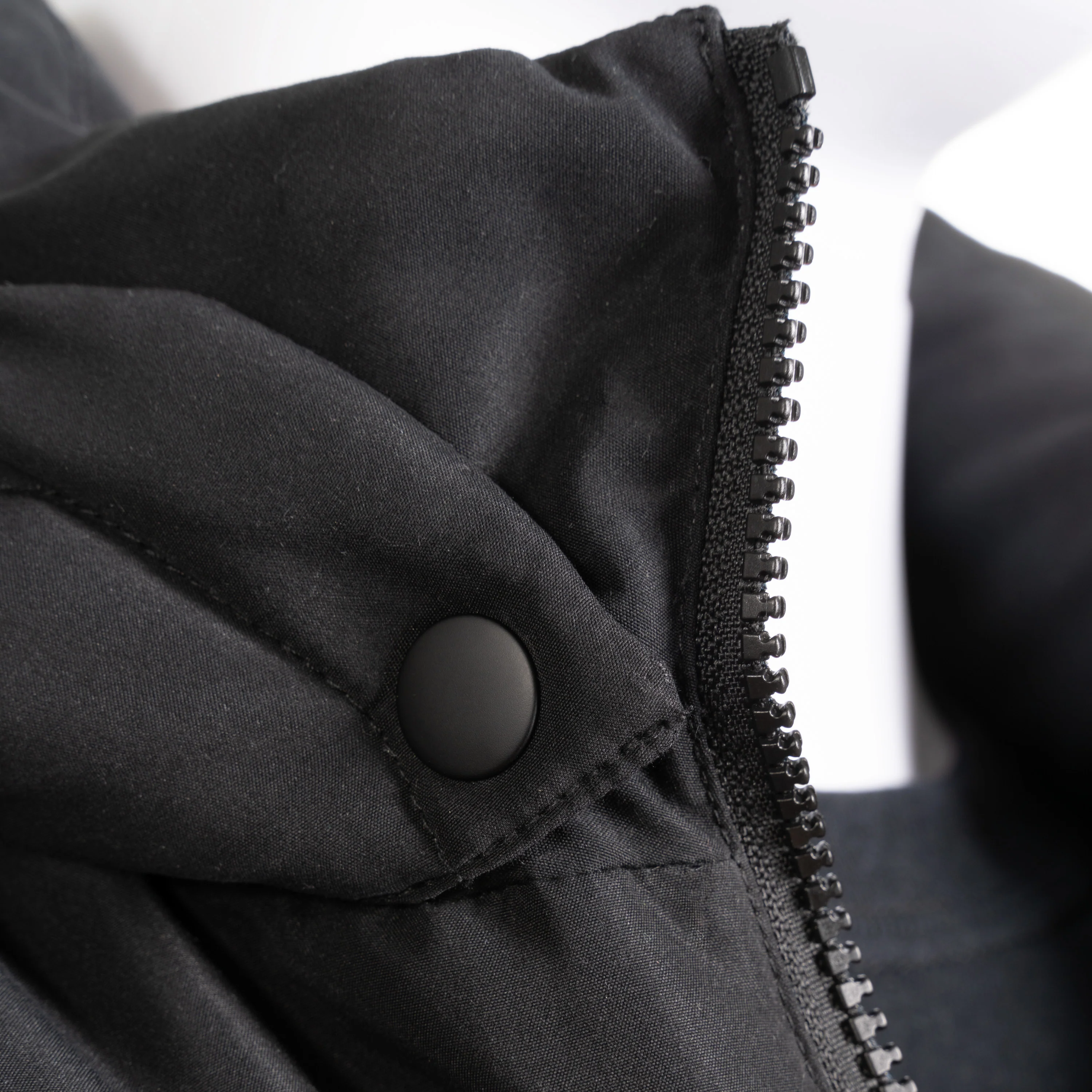 PUFFER VEST - Image 9